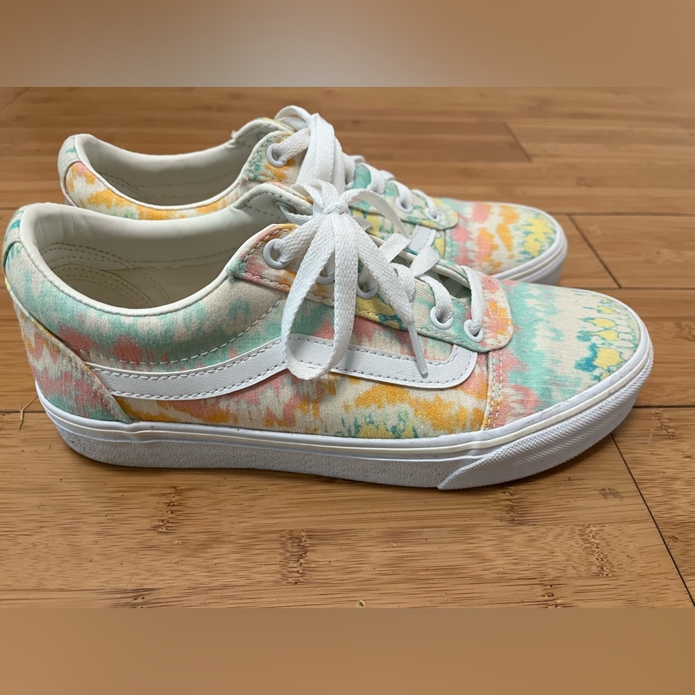 Vans Pastel Tie-Dye Canvas Low-Top Sneakers - Picture 2 of 7